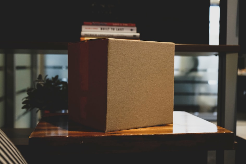 Blank box in office workspace — Bảng Giá Viettel Post 2026 - Phí Ship Hàng Mới Nhất