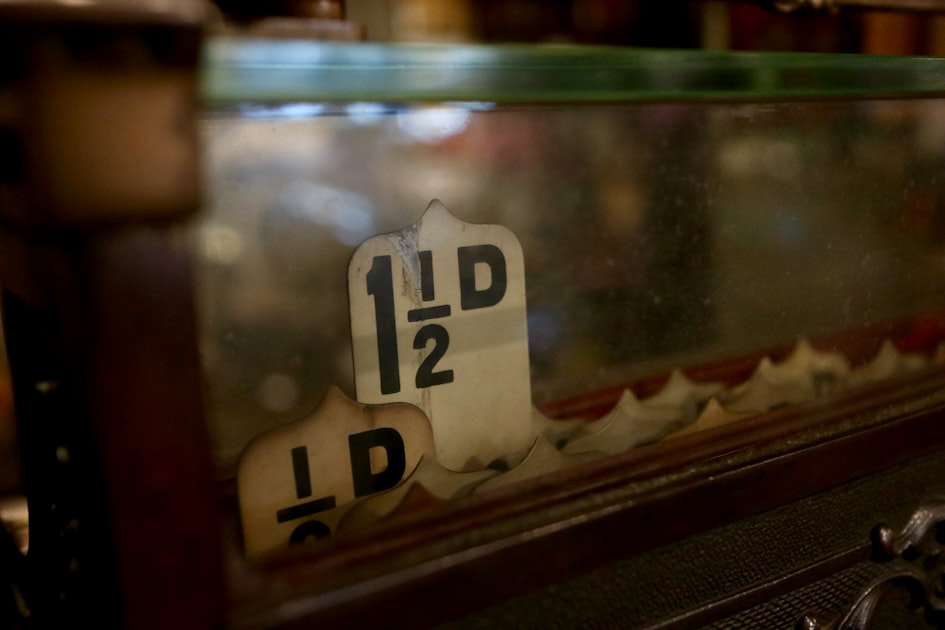Old cash register (till) found in a Motor Museum taken from an old automotive shot — Sim Năm Sinh Viettel + Tam Hoa Kép — ...
